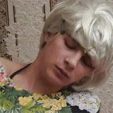 Guy in blonde wig sucks and is fucked
