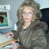 Blonde grandma getting nasty in the office